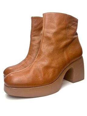 Wonders Tan Leather Platform Ankle Boots | 41